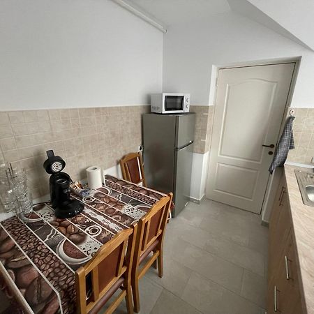 Sara Apartament Lugoj Extérieur photo